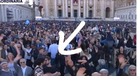 Bagio Gay Elezione Papa Leonexiv